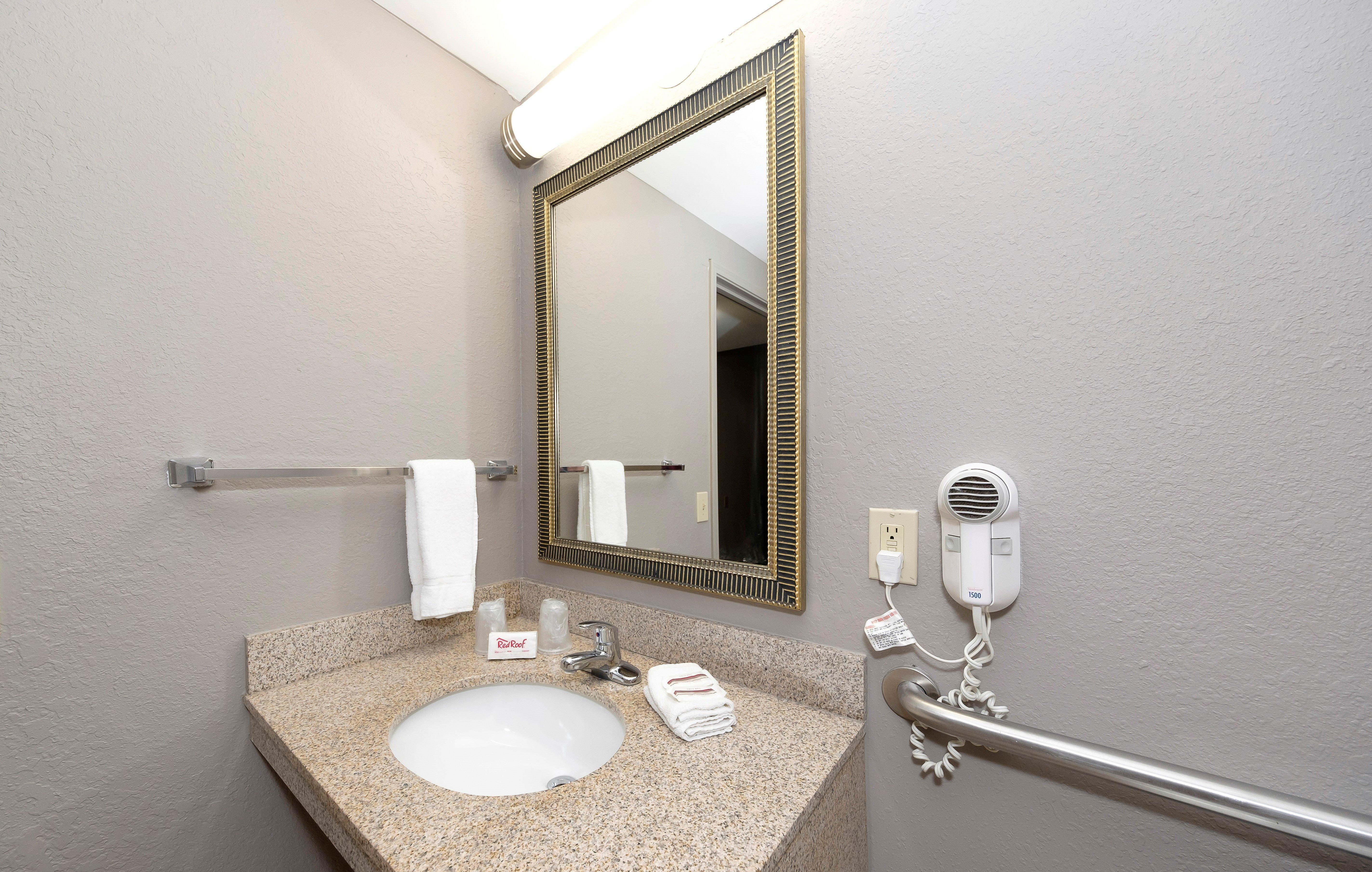 Red Roof Inn & Suites Carrollton, Ga - West Georgia Bagian luar foto