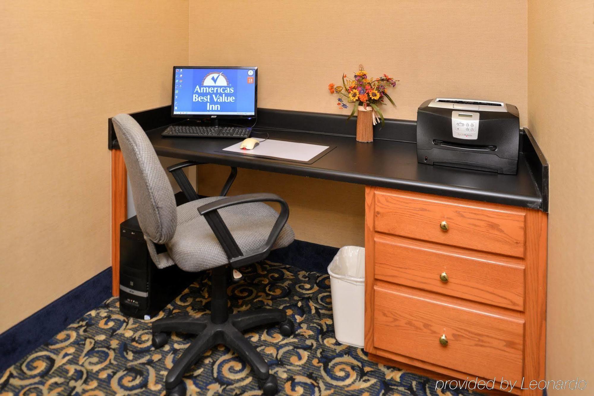 Red Roof Inn & Suites Carrollton, Ga - West Georgia Bagian luar foto